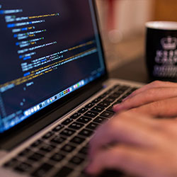 蘑菇影视在线观看深度揭秘：丑闻风波背后，明星在便利店门口的角色超乎常理令人意外